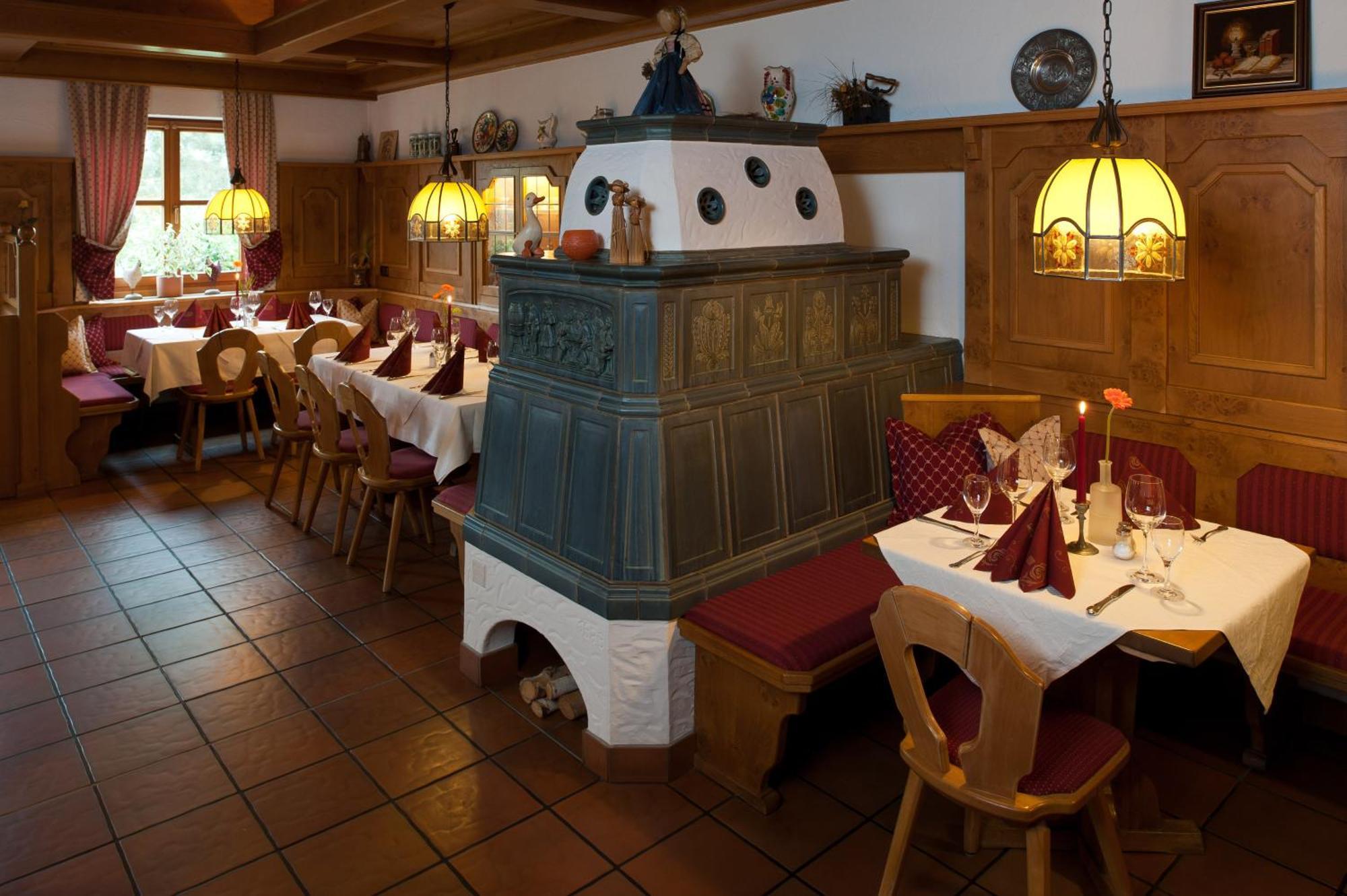 Sindersdorfer Hof Hotel ฮิลโพลท์ชไตน์ ภายนอก รูปภาพ