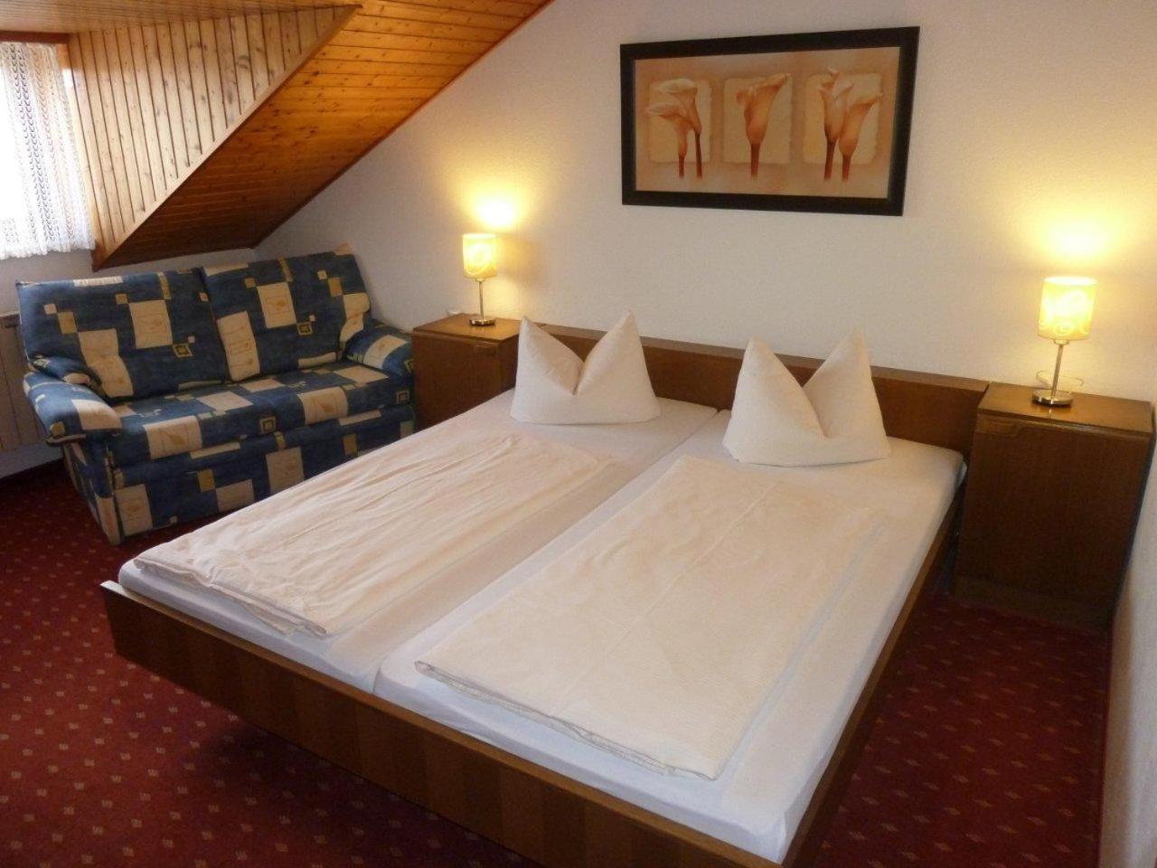 Sindersdorfer Hof Hotel ฮิลโพลท์ชไตน์ ภายนอก รูปภาพ